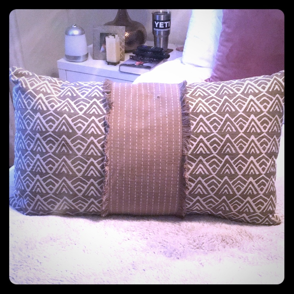 Super cute gray pattern throw pillow